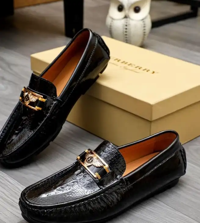 hype Burberry Leather Shoes