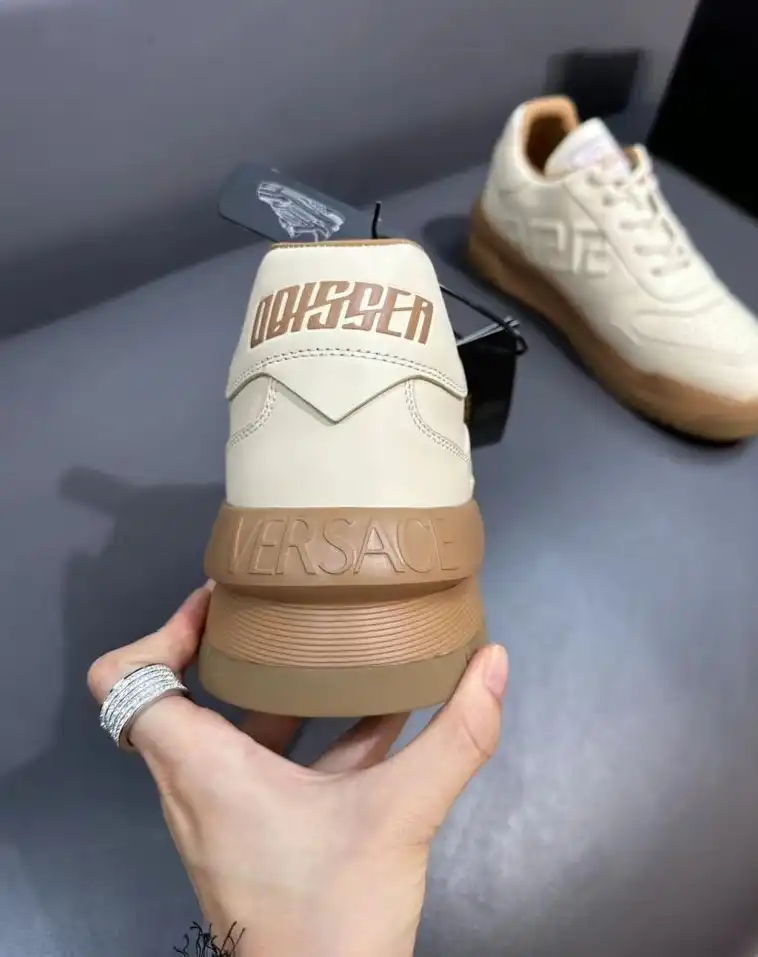 hype Givenchy Sneakers