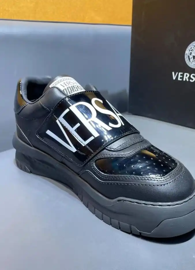 hype Givenchy Sneakers