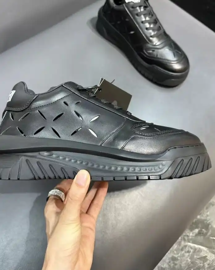 hype Givenchy Sneakers