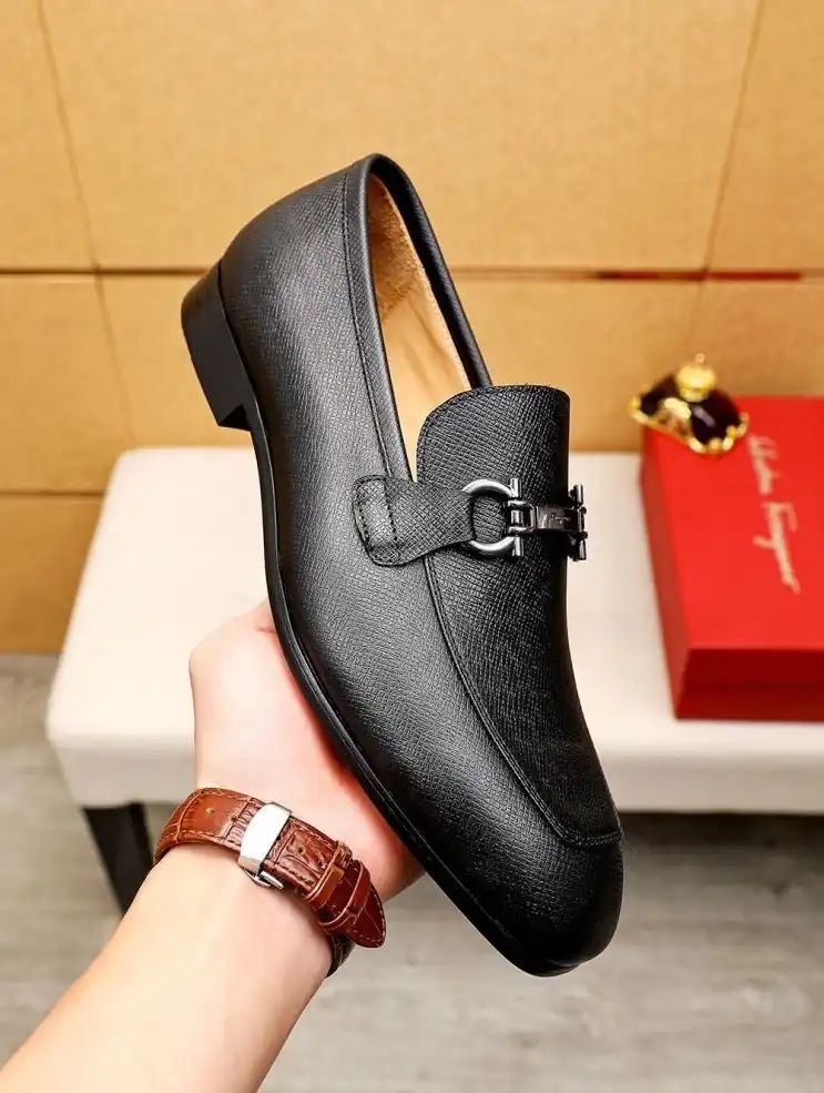 hype Ferragamo Leather Shoes