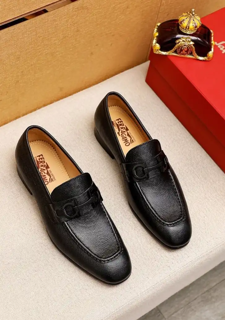 hype Ferragamo Leather Shoes