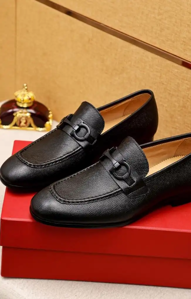 hype Ferragamo Leather Shoes