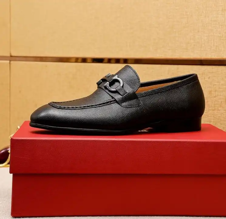 hype Ferragamo Leather Shoes