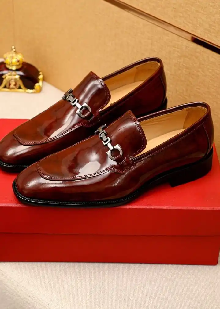 hype Ferragamo Leather Shoes