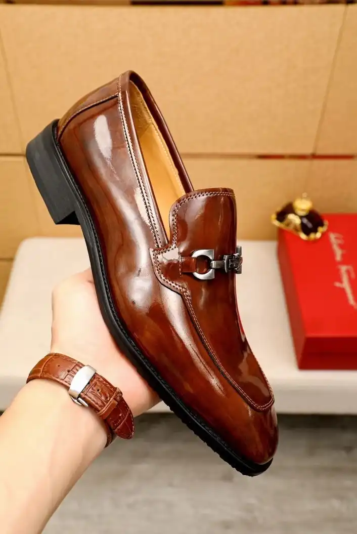 hype Ferragamo Leather Shoes