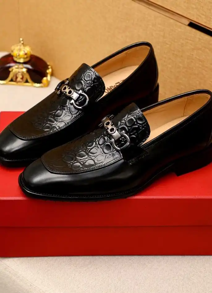 hype Ferragamo Leather Shoes