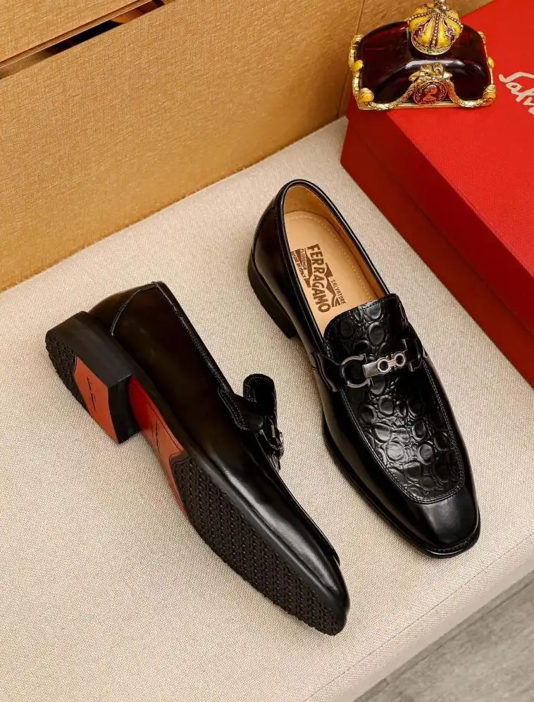 hype Ferragamo Leather Shoes