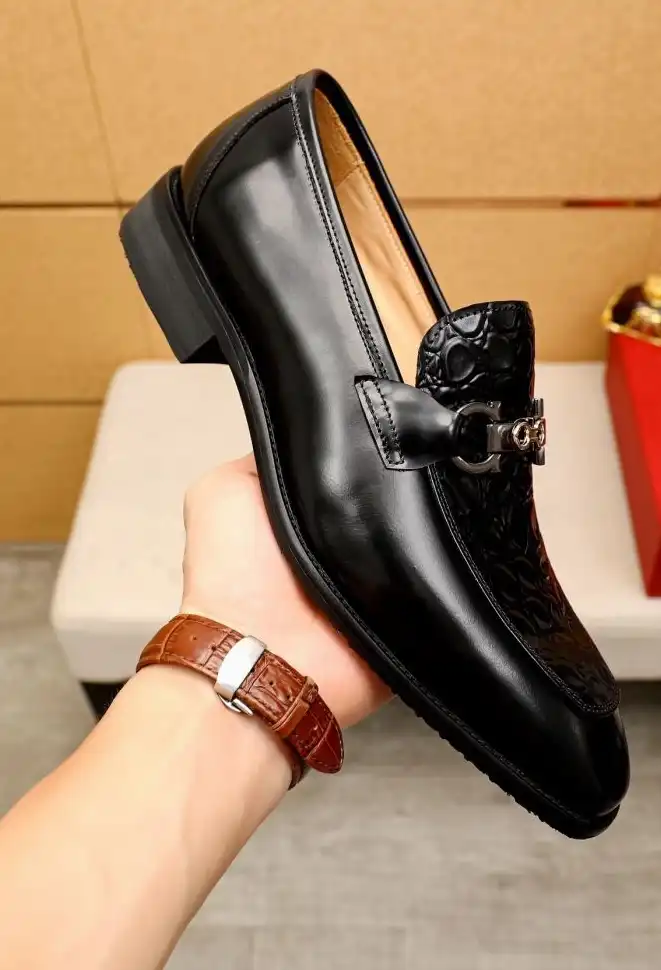 hype Ferragamo Leather Shoes