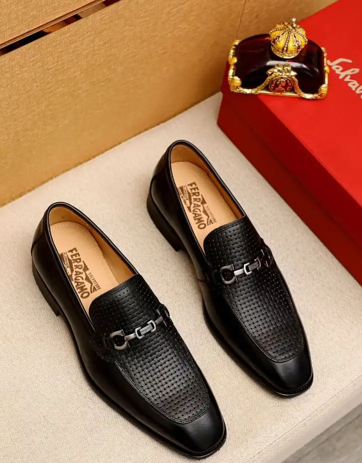 hype Ferragamo Leather Shoes