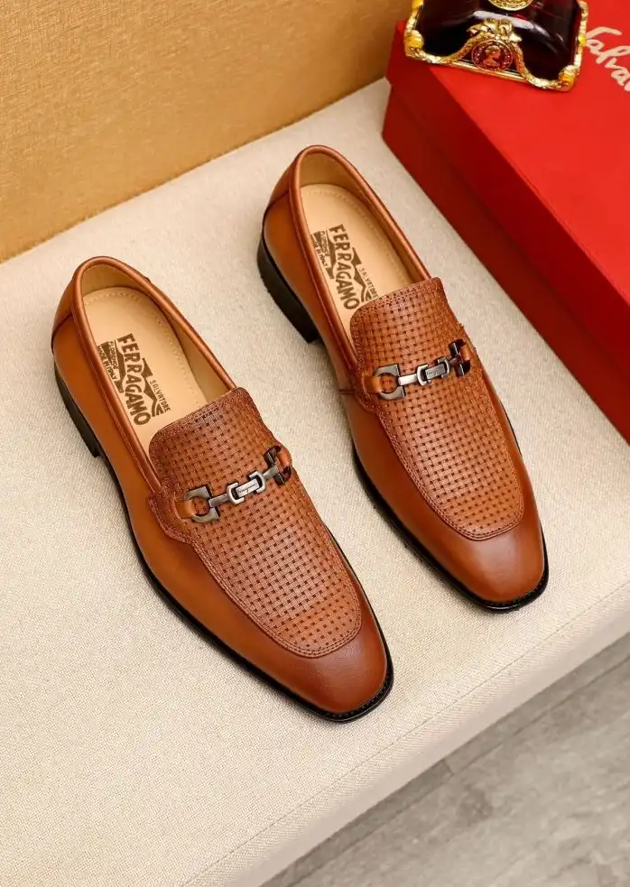 hype Ferragamo Leather Shoes