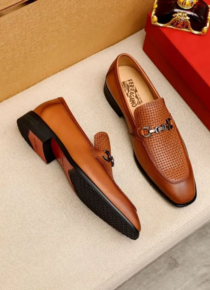 hype Ferragamo Leather Shoes