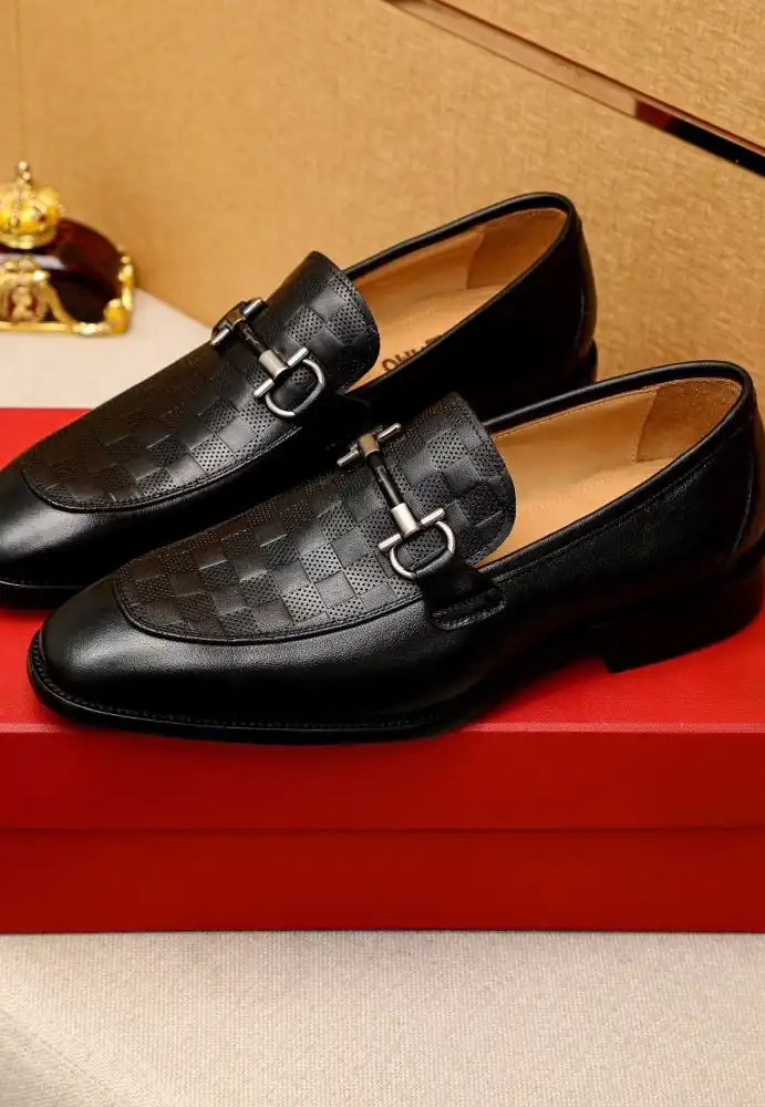 hype Ferragamo Leather Shoes