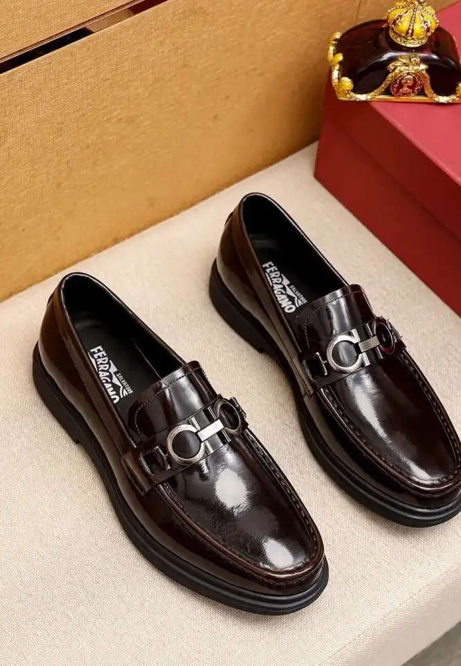 hype Ferragamo Leather Shoes