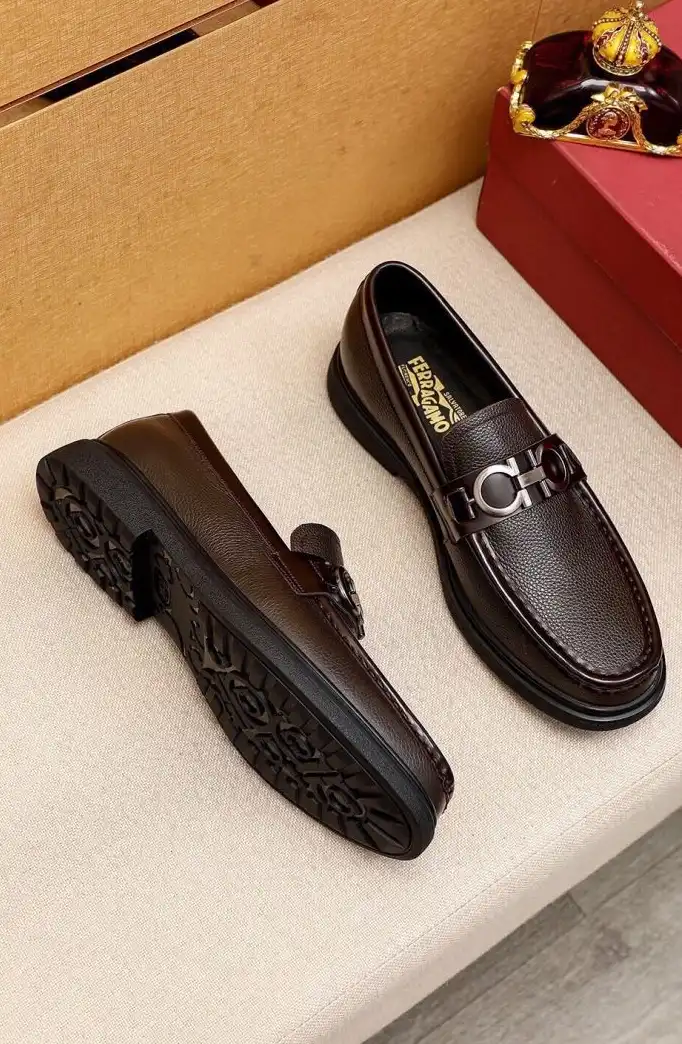 hype Ferragamo Leather Shoes