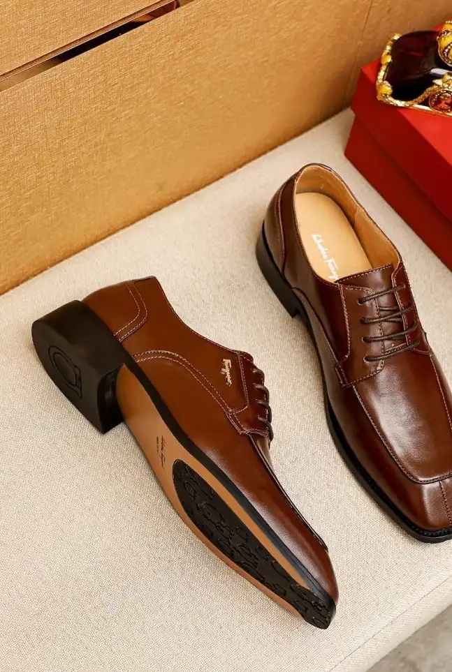 hype Ferragamo Leather Shoes