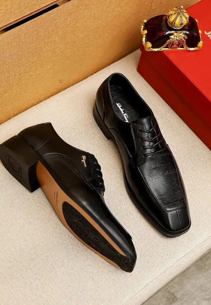 hype Ferragamo Leather Shoes