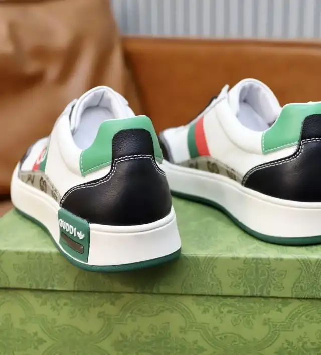 hype Gucci Sneakers