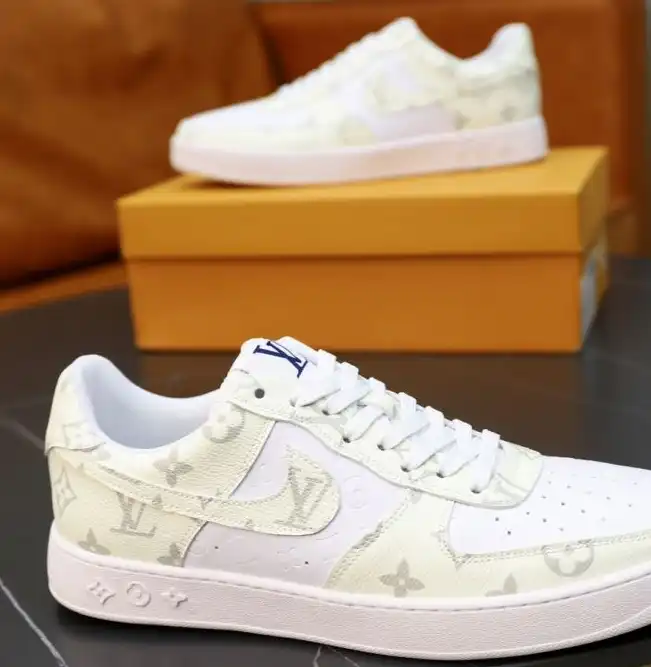 hype Louis Vuitton Sneakers