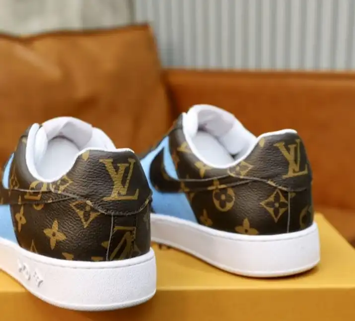 hype Louis Vuitton Sneakers