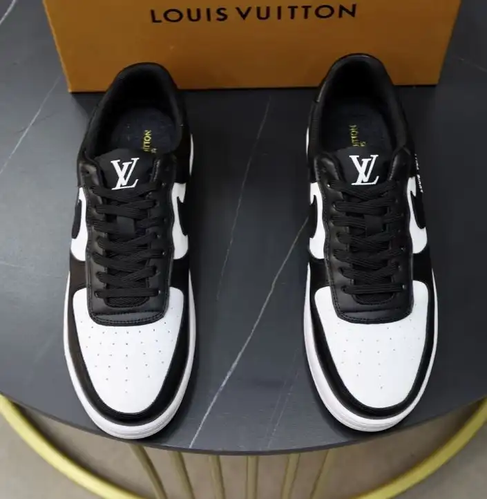 hype Louis Vuitton Sneakers