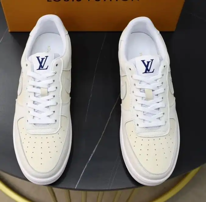 hype Louis Vuitton Sneakers