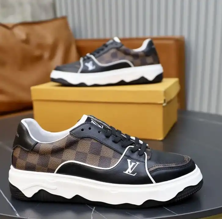 hype Louis Vuitton Sneakers