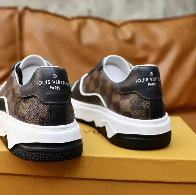 hype Louis Vuitton Sneakers