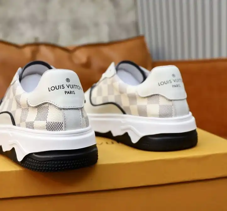 hype Louis Vuitton Sneakers