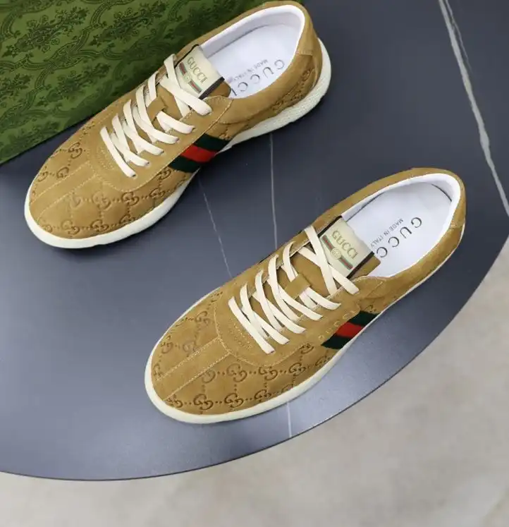 hype Gucci Sneakers