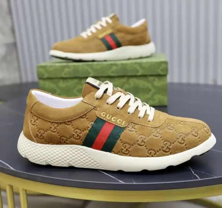 hype Gucci Sneakers