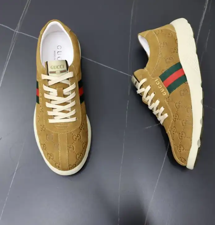 hype Gucci Sneakers