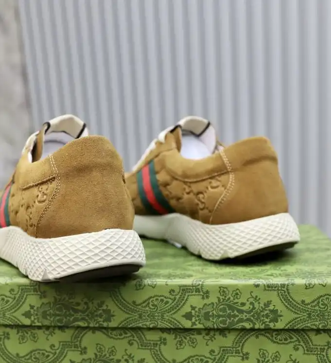 hype Gucci Sneakers