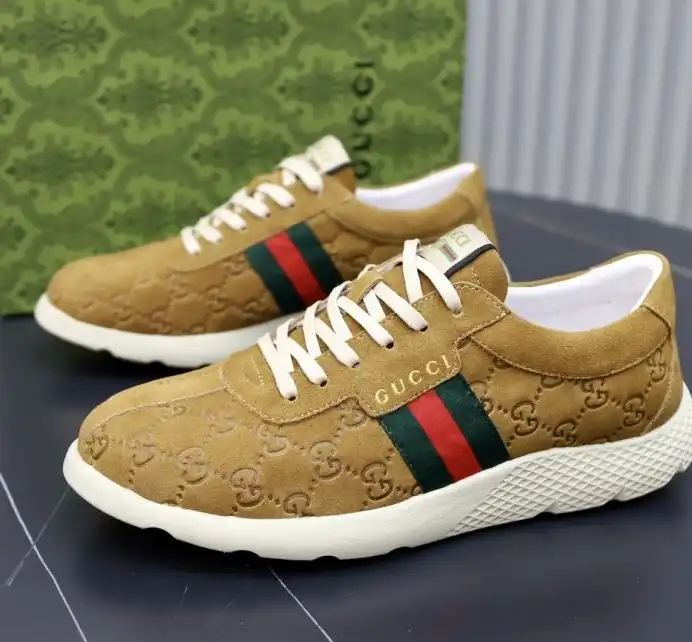 hype Gucci Sneakers