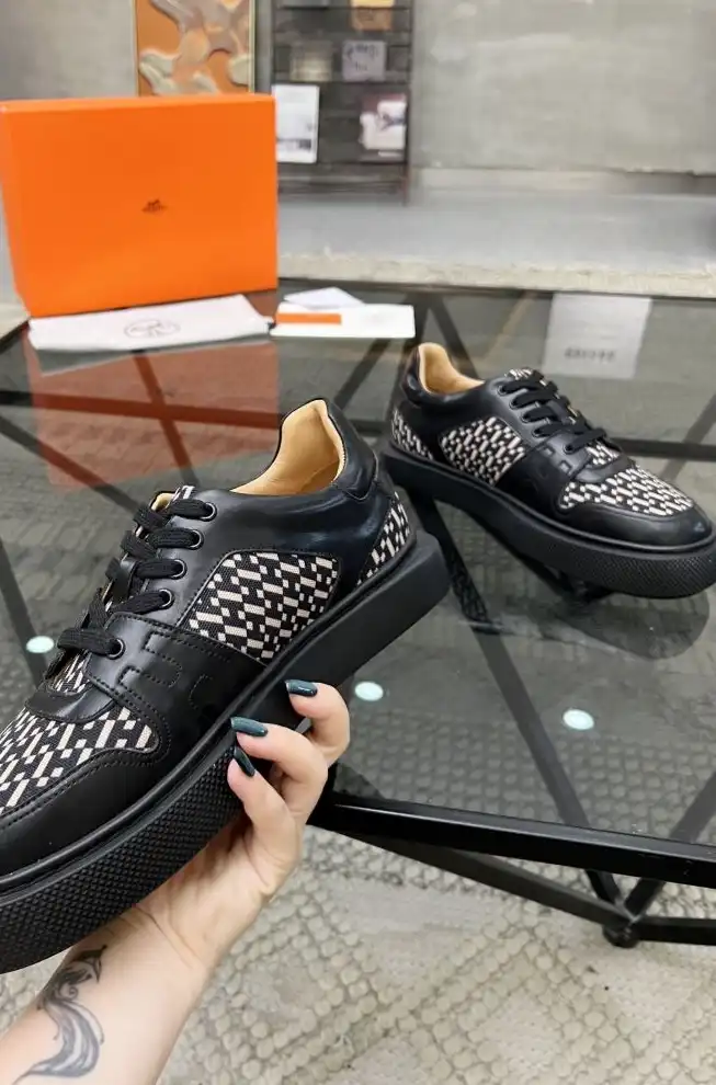 hype Hermes Casual Shoes