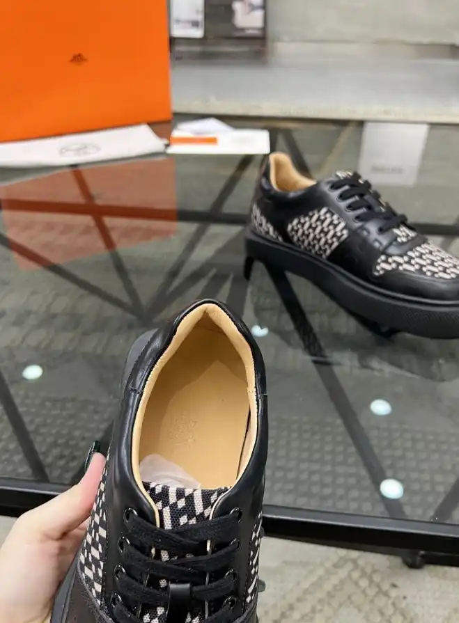 hype Hermes Casual Shoes