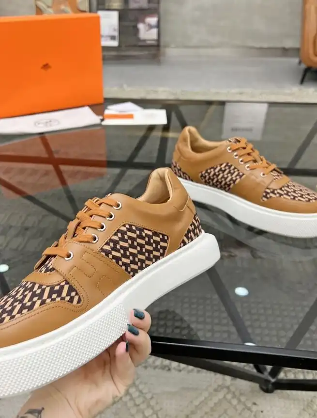 hype Hermes Casual Shoes