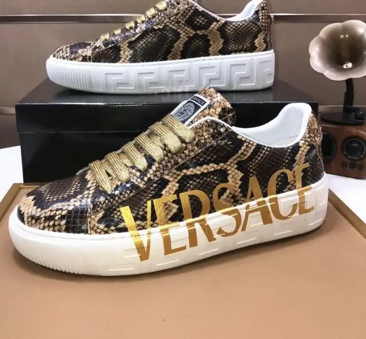 hype Givenchy Sneakers