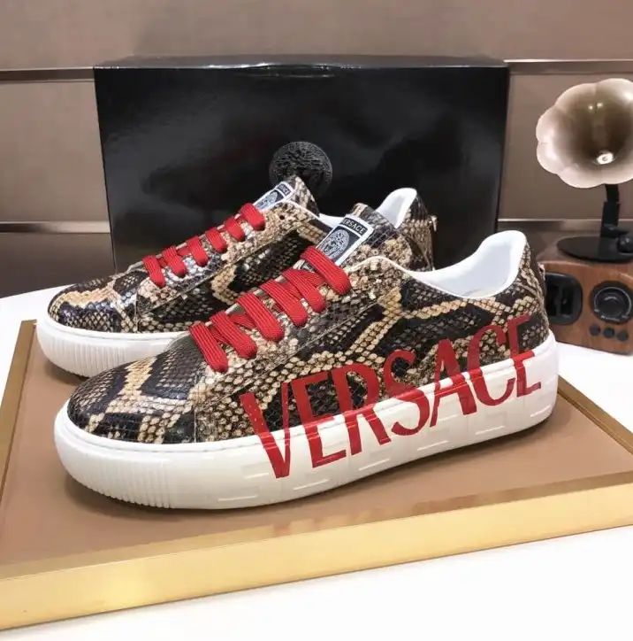 hype Givenchy Sneakers