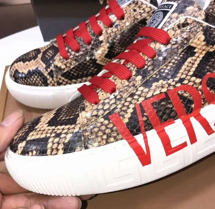 hype Givenchy Sneakers