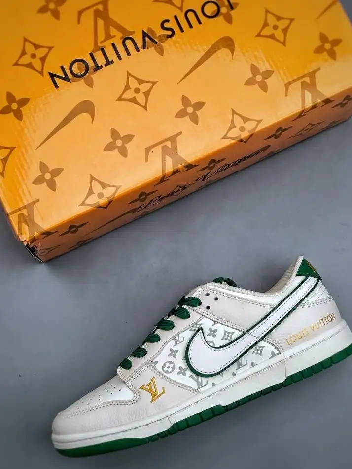 hype Louis Vuitton Sneakers