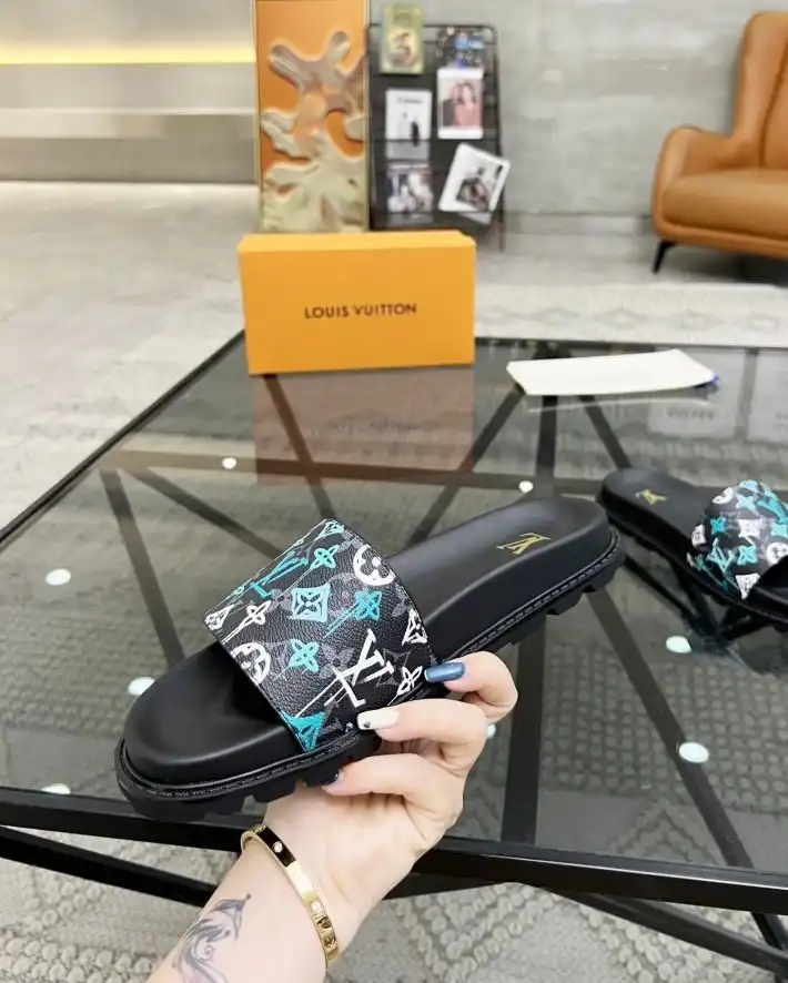 hype LV Slippers