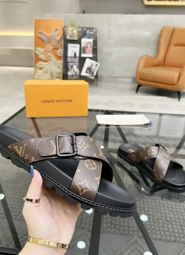 hype LV Slippers