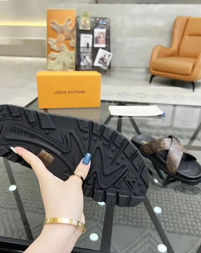 hype LV Slippers