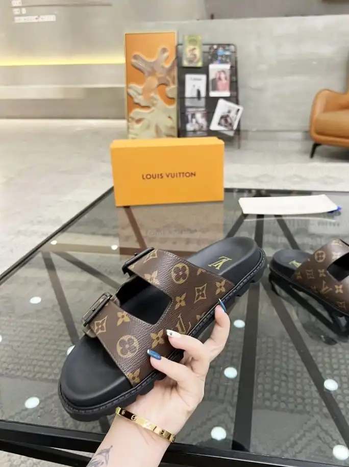 hype LV Slippers