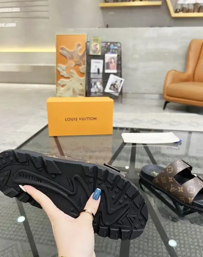 hype LV Slippers