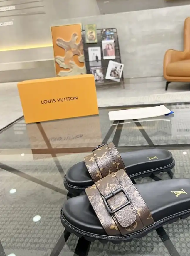 hype LV Slippers