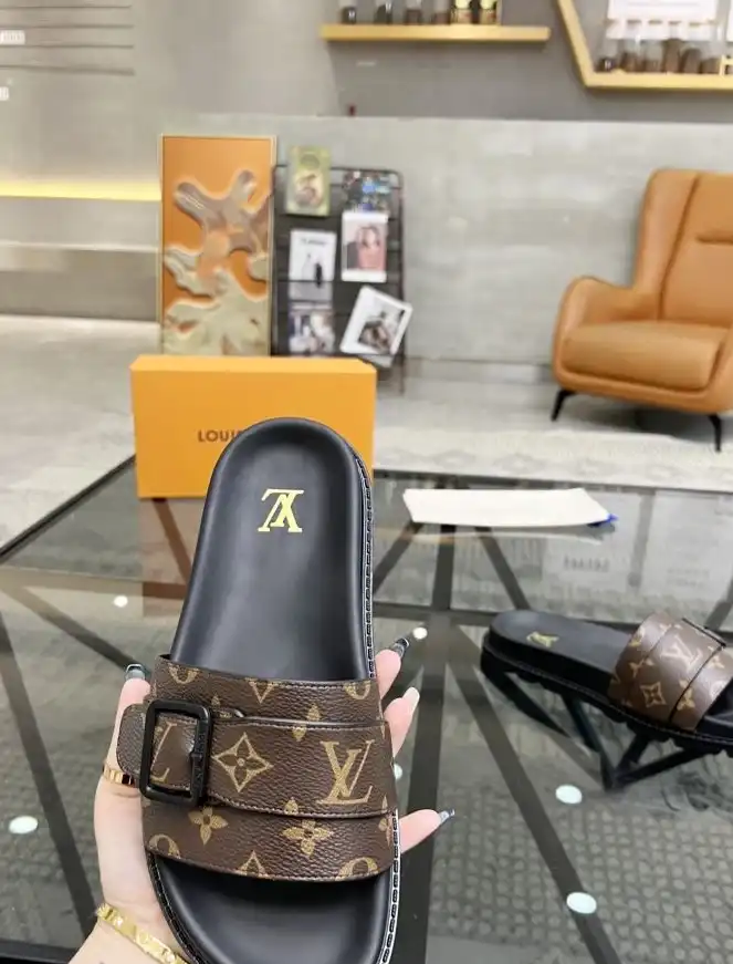 hype LV Slippers