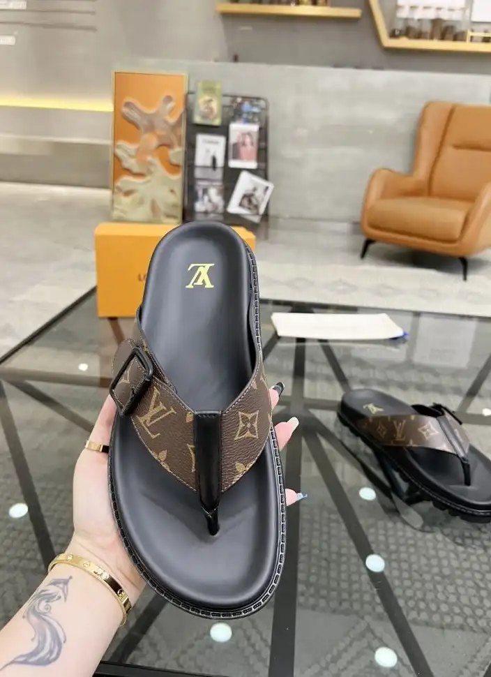 hype LV Slippers