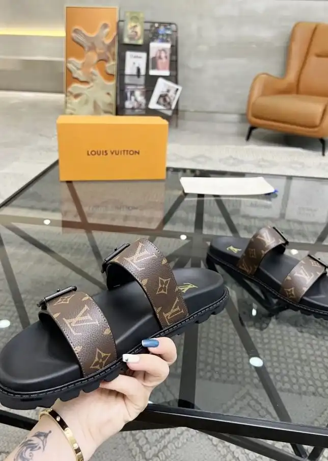 hype LV Slippers